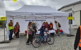 Pamiątkowe zdjęcia z Działdowa na Pikniku Love Rower w Olsztynie