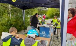 Pamiątkowe zdjęcia z Działdowa na Pikniku Love Rower w Olsztynie