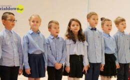 Pasowanie „na pierwszaka” i Dzień Edukacji Narodowej w ZPO nr 1