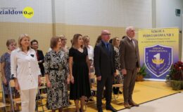 Pasowanie „na pierwszaka” i Dzień Edukacji Narodowej w ZPO nr 1