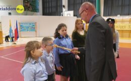 Pasowanie „na pierwszaka” i Dzień Edukacji Narodowej w ZPO nr 1