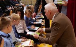 Pasowanie „na pierwszaka” i Dzień Edukacji Narodowej w ZPO nr 1