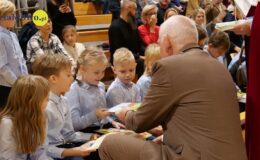 Pasowanie „na pierwszaka” i Dzień Edukacji Narodowej w ZPO nr 1