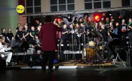 Koncert „Piosenka na zakręcie historii”