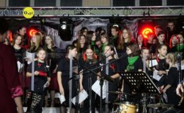 Koncert „Piosenka na zakręcie historii”