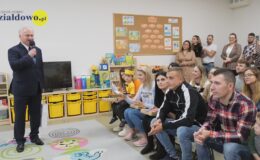 „Pszczółki” pasowane na przedszkolaka