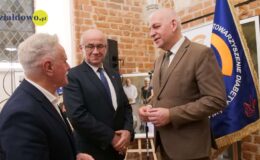 Burmistrz Ambasadorem Diabetyków, prezes Władysław Kubiński z nową książką, Marszałek z medalami
