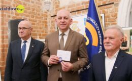 Burmistrz Ambasadorem Diabetyków, prezes Władysław Kubiński z nową książką, Marszałek z medalami