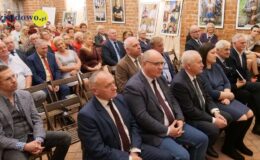 Burmistrz Ambasadorem Diabetyków, prezes Władysław Kubiński z nową książką, Marszałek z medalami
