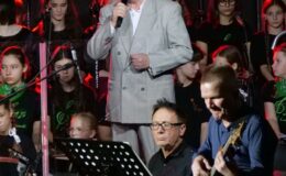 Koncert „Piosenka na zakręcie historii”