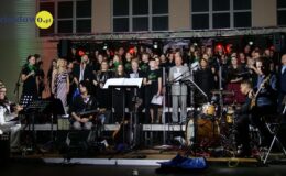 Koncert „Piosenka na zakręcie historii”