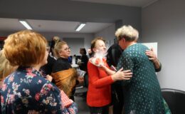 „Wiosną zakwitnę” deklaruje w wierszach Zofia Hoffer