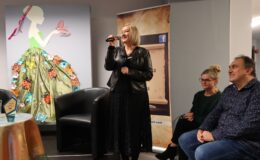 „Wiosną zakwitnę” deklaruje w wierszach Zofia Hoffer
