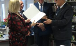 Spotkanie wigilijne i jubileusz w bibliotece