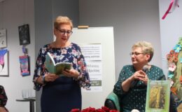 „Wiosną zakwitnę” deklaruje w wierszach Zofia Hoffer
