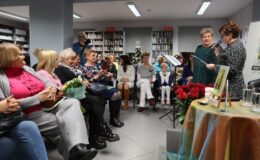„Wiosną zakwitnę” deklaruje w wierszach Zofia Hoffer
