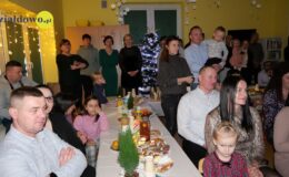 Przedstawienie zimowo-świąteczne w Przedszkolu UMisia w Działdowie