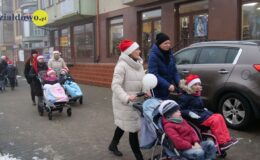 Sztafeta z Mikołajem przeszła ulicami miasta