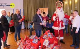 Podopieczni OREWu otrzymali „słodkie paczki”
