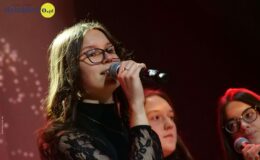 „Prezent pod choinkę – rozśpiewana opowieść świąteczna”