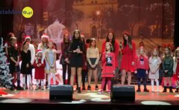 „Prezent pod choinkę – rozśpiewana opowieść świąteczna”