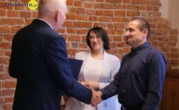 Burmistrz wręczył stypendia zdolnej młodzieży
