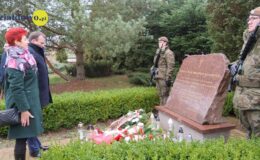 Obchody Dnia Pamięci ofiar obu totalitaryzmów w Działdowie