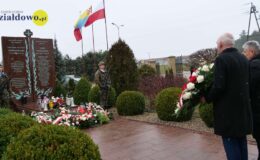 Obchody Dnia Pamięci ofiar obu totalitaryzmów w Działdowie