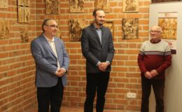 Zapraszamy do „Galeria Akwarium” na wystawę pirograficzną Marka Lecha