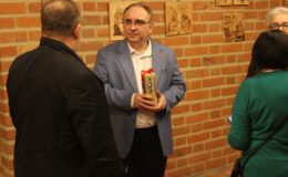 Zapraszamy do „Galeria Akwarium” na wystawę pirograficzną Marka Lecha