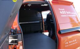 Spotkanie poświęcone elektromobilności w PGKiM