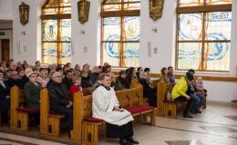Uroczystość wręczenia medalu Reipublicae Memoriae Meritum, pośmiertnie ks. Marianowi Ofiarze