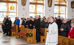 Uroczystość wręczenia medalu Reipublicae Memoriae Meritum, pośmiertnie ks. Marianowi Ofiarze
