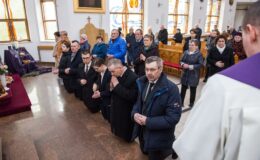 Uroczystość wręczenia medalu Reipublicae Memoriae Meritum, pośmiertnie ks. Marianowi Ofiarze