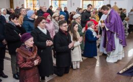 Uroczystość wręczenia medalu Reipublicae Memoriae Meritum, pośmiertnie ks. Marianowi Ofiarze