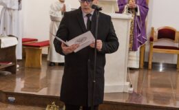 Uroczystość wręczenia medalu Reipublicae Memoriae Meritum, pośmiertnie ks. Marianowi Ofiarze