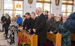 Uroczystość wręczenia medalu Reipublicae Memoriae Meritum, pośmiertnie ks. Marianowi Ofiarze
