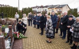 Uroczystość wręczenia medalu Reipublicae Memoriae Meritum, pośmiertnie ks. Marianowi Ofiarze