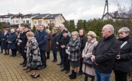 Uroczystość wręczenia medalu Reipublicae Memoriae Meritum, pośmiertnie ks. Marianowi Ofiarze