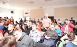 Zespół Enej z wizytą w Polskim Stowarzyszeniu na rzecz Osób z Niepełnosprawnością Intelektualną Koło w Działdowie