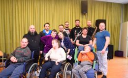 Zespół Enej z wizytą w Polskim Stowarzyszeniu na rzecz Osób z Niepełnosprawnością Intelektualną Koło w Działdowie