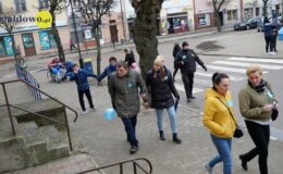 Niebieski Spacer dla Autyzmu