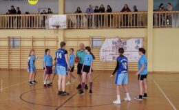 Turniej Minikoszykówki Dziewcząt wygrała drużyna z „Czwórki”