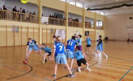 Turniej Minikoszykówki Dziewcząt wygrała drużyna z „Czwórki”