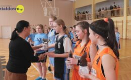 Turniej Minikoszykówki Dziewcząt wygrała drużyna z „Czwórki”