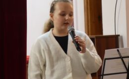 „Dusza Artysty”- wiersze Karola Wojtyły – Św. Jana Pawła II i poetów Działdowskiej Kuźni Słowa w oprawie muzycznej zespołu „Z nocy w Moc”