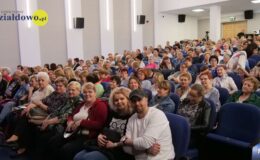 Spektakl kabaretowy „Zdrowia, zdrowia i jeszcze raz pieniędzy” w MDK w Działdowie