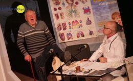 Spektakl kabaretowy „Zdrowia, zdrowia i jeszcze raz pieniędzy” w MDK w Działdowie