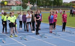 Mistrzostwa Powiatu w czwórboju lekkoatletycznym dziewcząt i chłopców – Igrzyska Dzieci