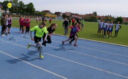 Mistrzostwa Powiatu w czwórboju lekkoatletycznym dziewcząt i chłopców – Igrzyska Dzieci